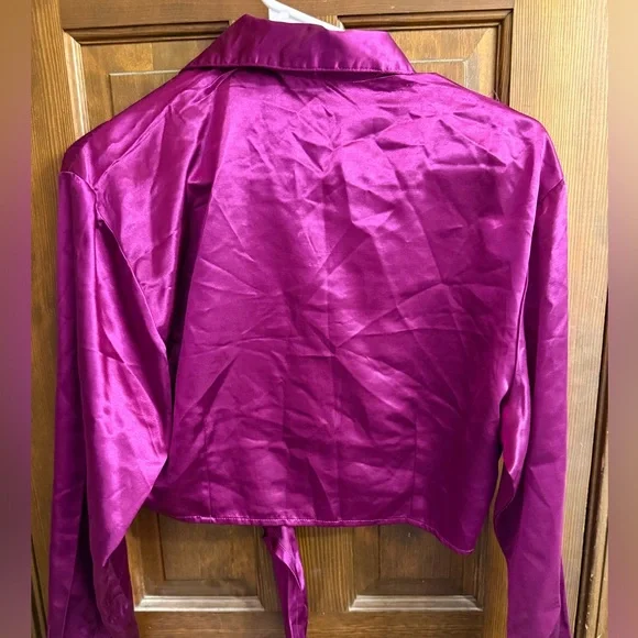 Vintage Wrangler cropped satin cowgirl shirt M EUC - Picture 2 of 3